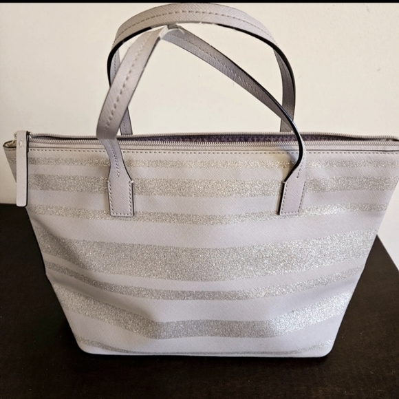 kate spade Handbags - Kate Spade Bag
